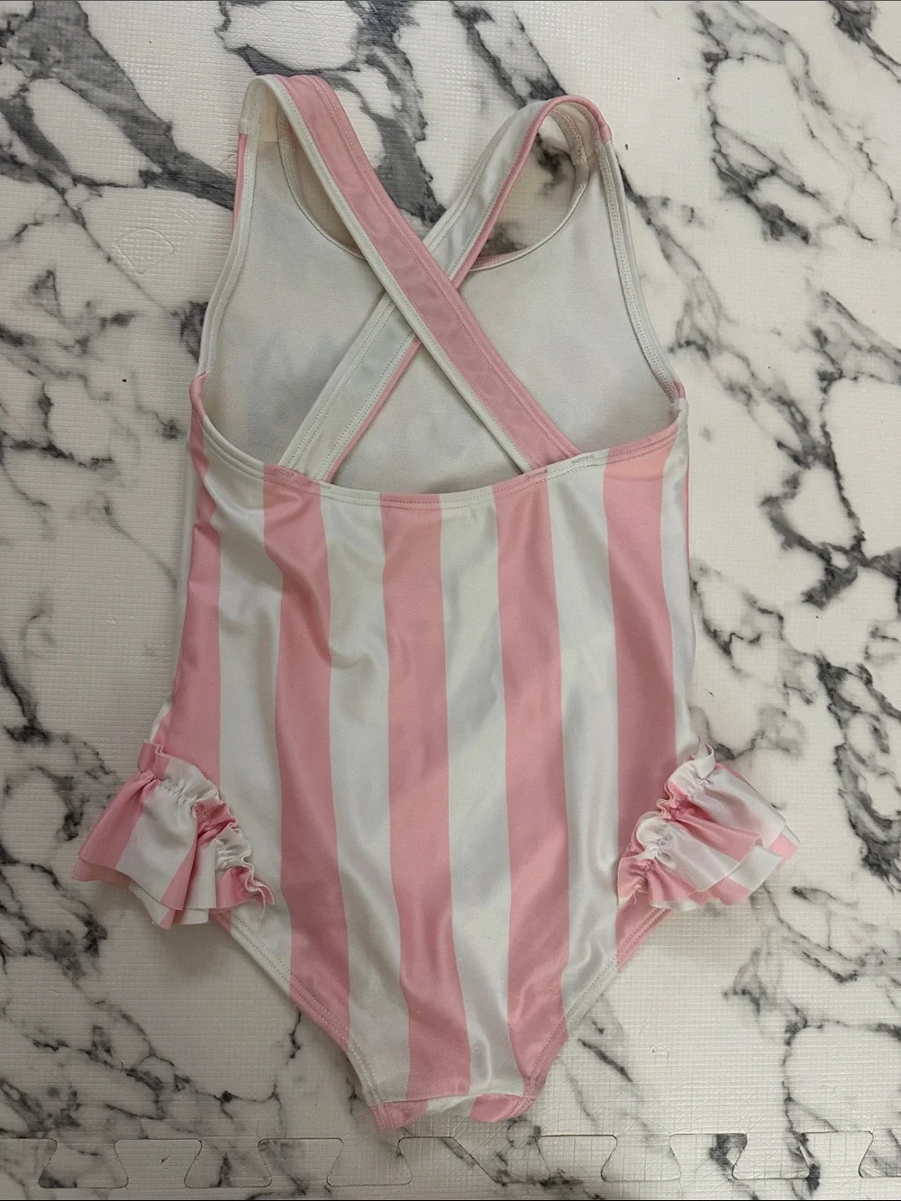 H&M girls one